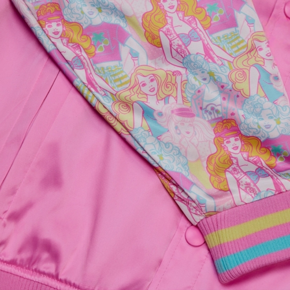 Loungefly Barbie™ 65th Anniversary Pink Unisex Collectors Rare Bomber‎ Jacket - Picture 6 of 7